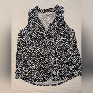 LOFT Navy and White Sleeveless Floral-Print V-Neck Tank
